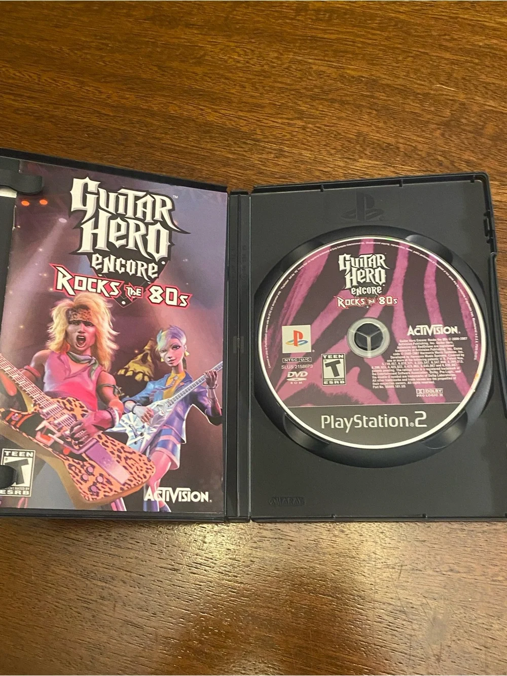 Guitar Hero Encore: Rocks the 80s - PlayStation 2 (Purple/Red)